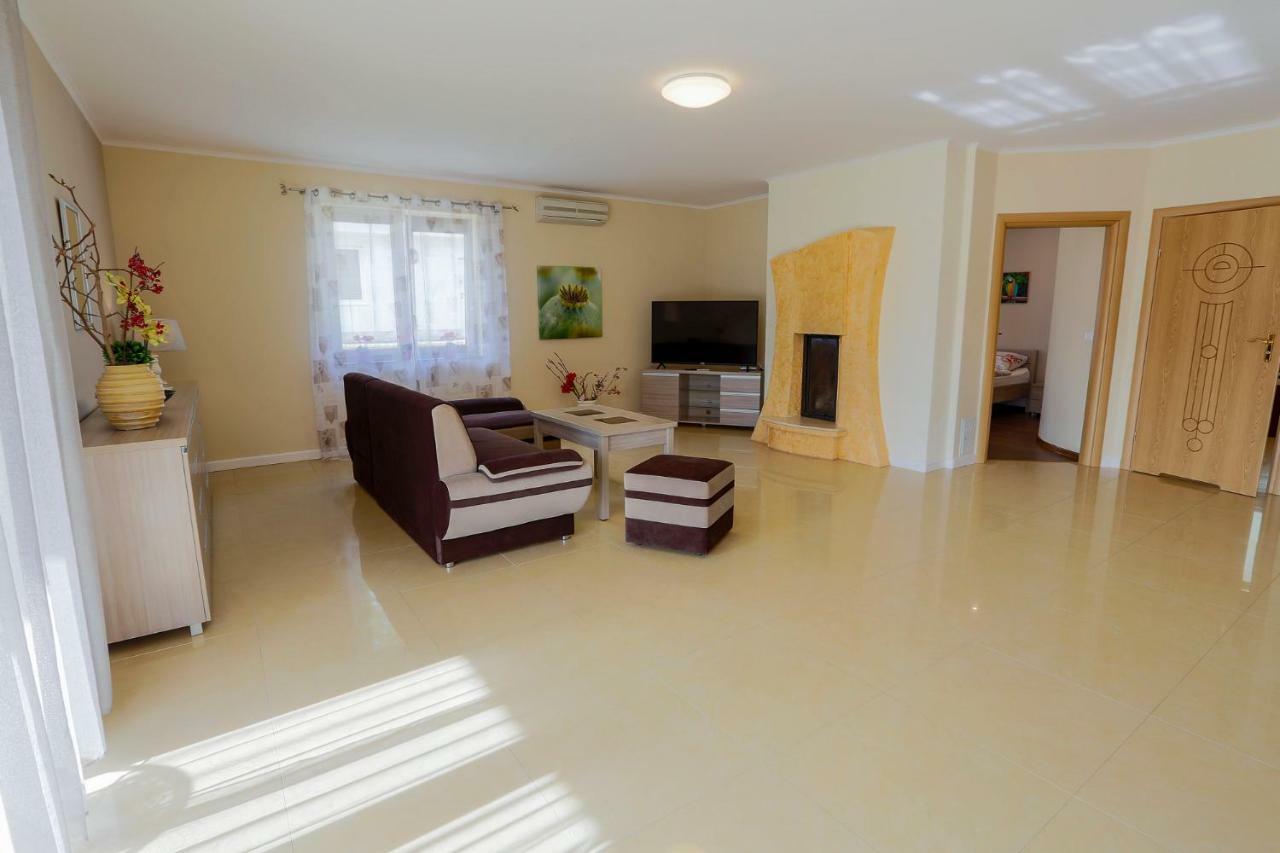 Villa Louisapark Łagów Esterno foto
